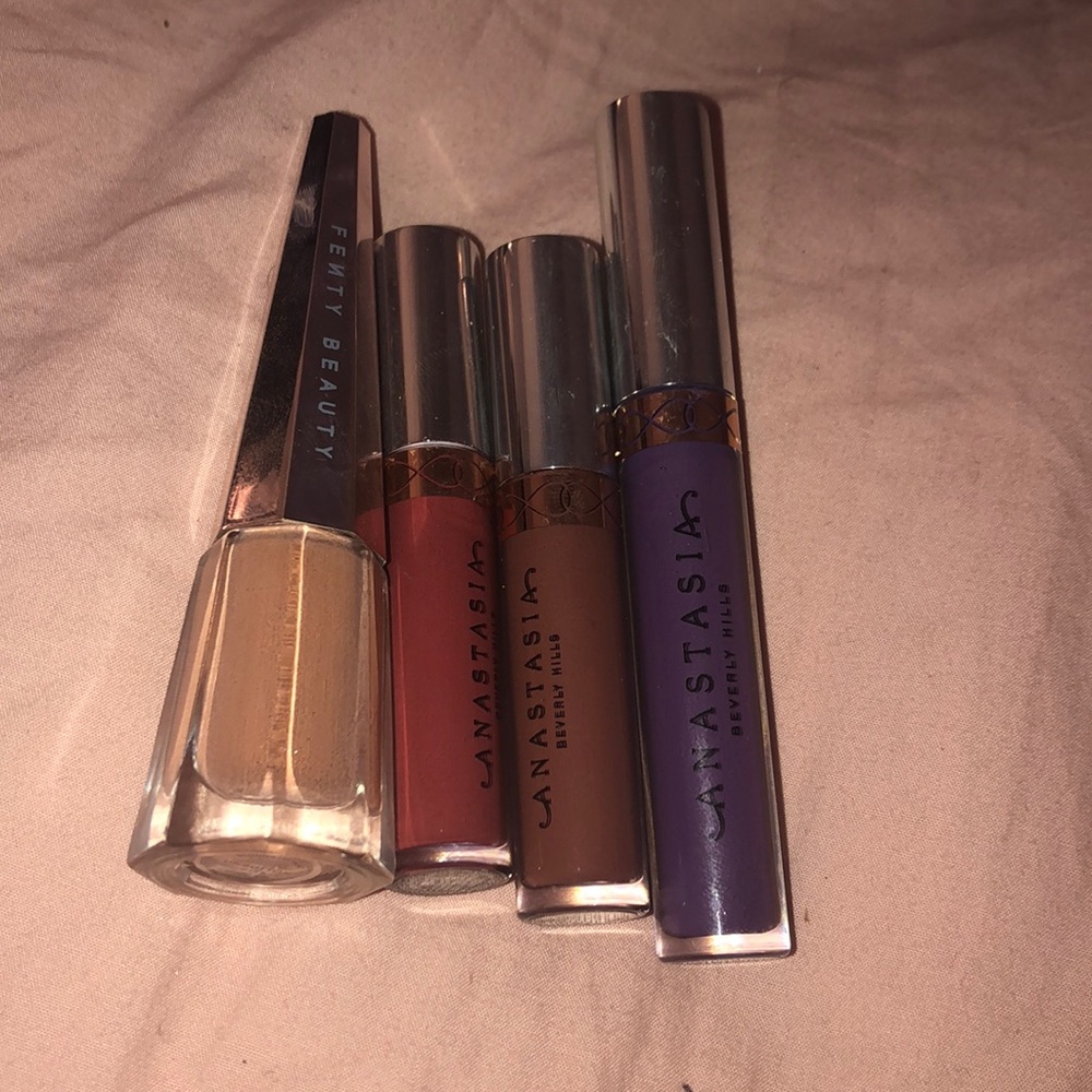 Anastasia , Fenton beauty